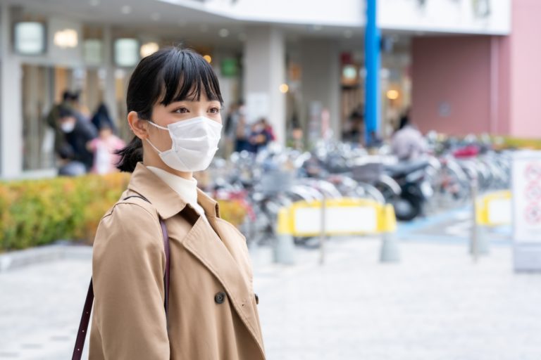 緊急事態宣言 美容室は東京都だけ休業する 大阪は営業で空いてる