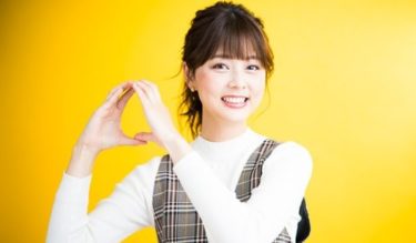 佐藤梨那アナのカップ画像がかわいい!ニット衣装や水着姿はある?