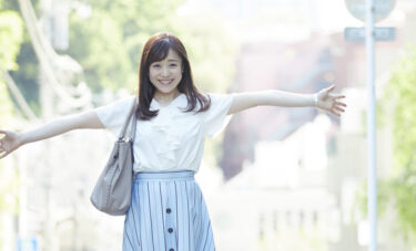 江藤愛アナの年収は億超え！？腕時計の値段やブランドも調査！