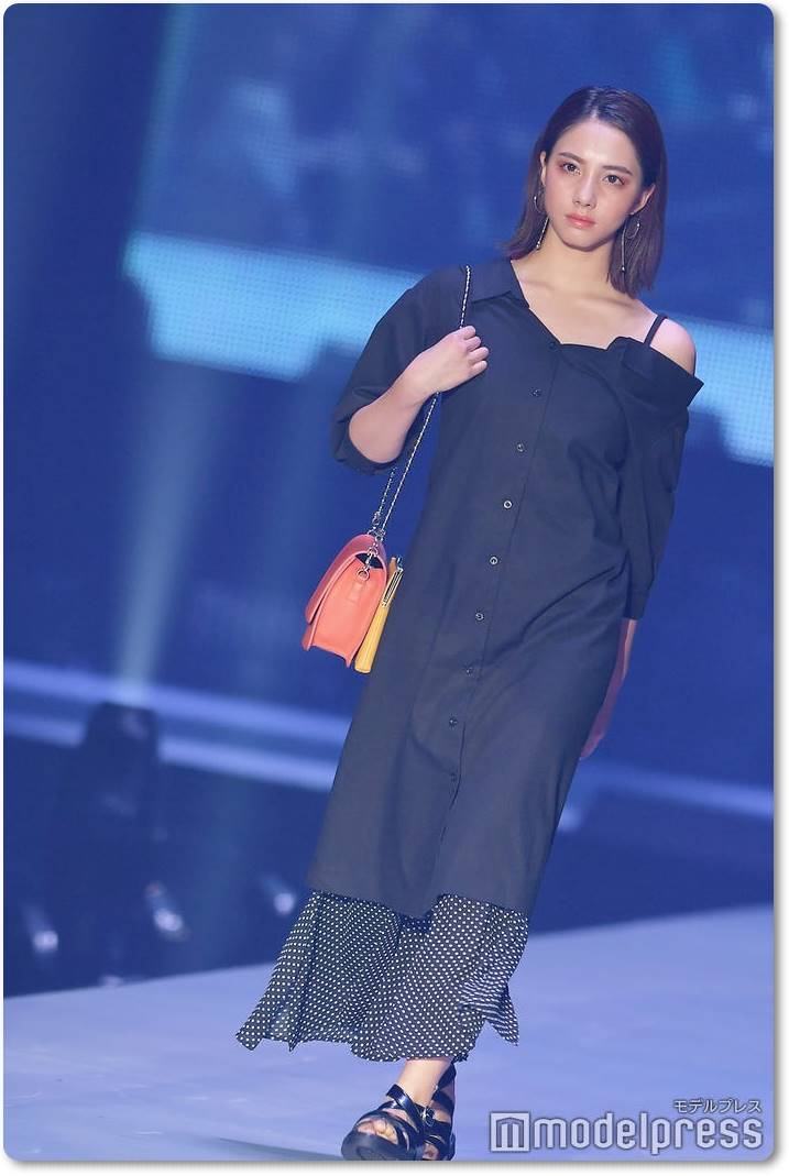 モデルとして「北海道コレクション2018」でランウェイデビューを果たした武藤彩芽