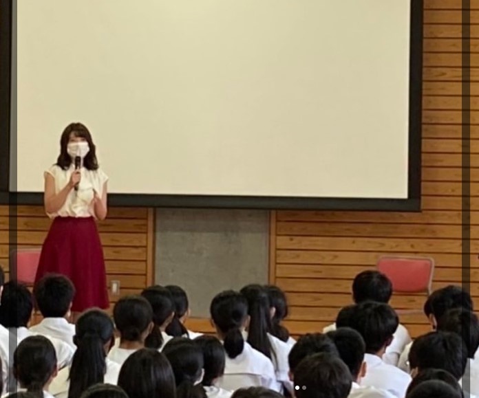 松岡葵アナの母校、高知学芸高校での講演