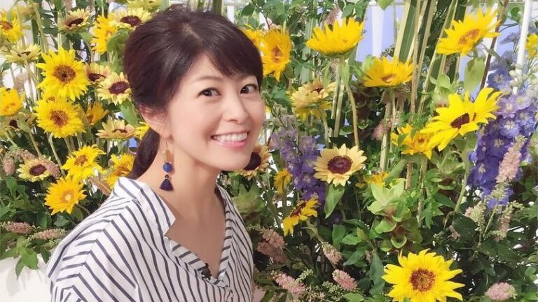 フリーアナウンサー森麻季アナ、2017年5月スタジオの向日葵と撮影