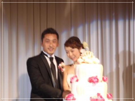 フリーアナウンサー宮崎宣子アナ、元夫のエイベックス社員との結婚式の写真