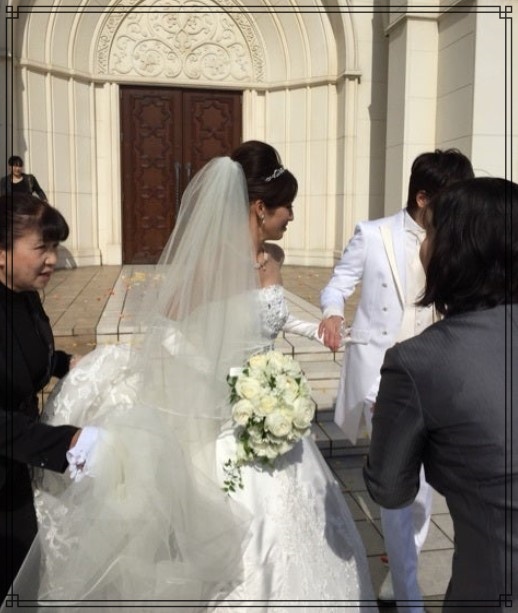 小嶋沙耶香アナと明神宣之さんの結婚式