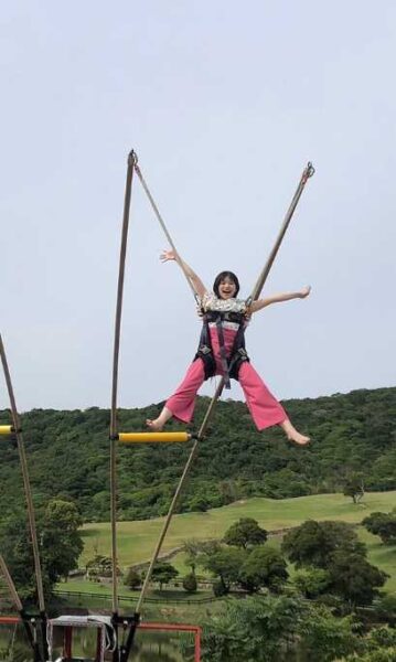 中井優里ジャンプ