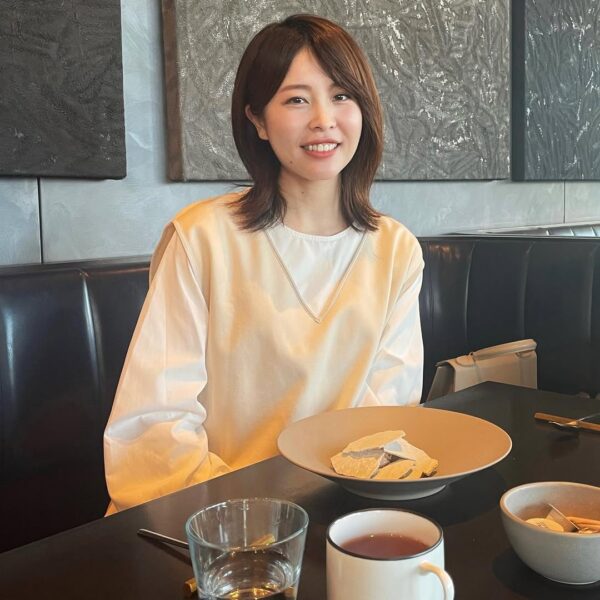 高橋泉アナの大学時代の友達とランチ画像